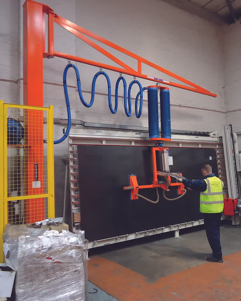 Guide panels without torsion