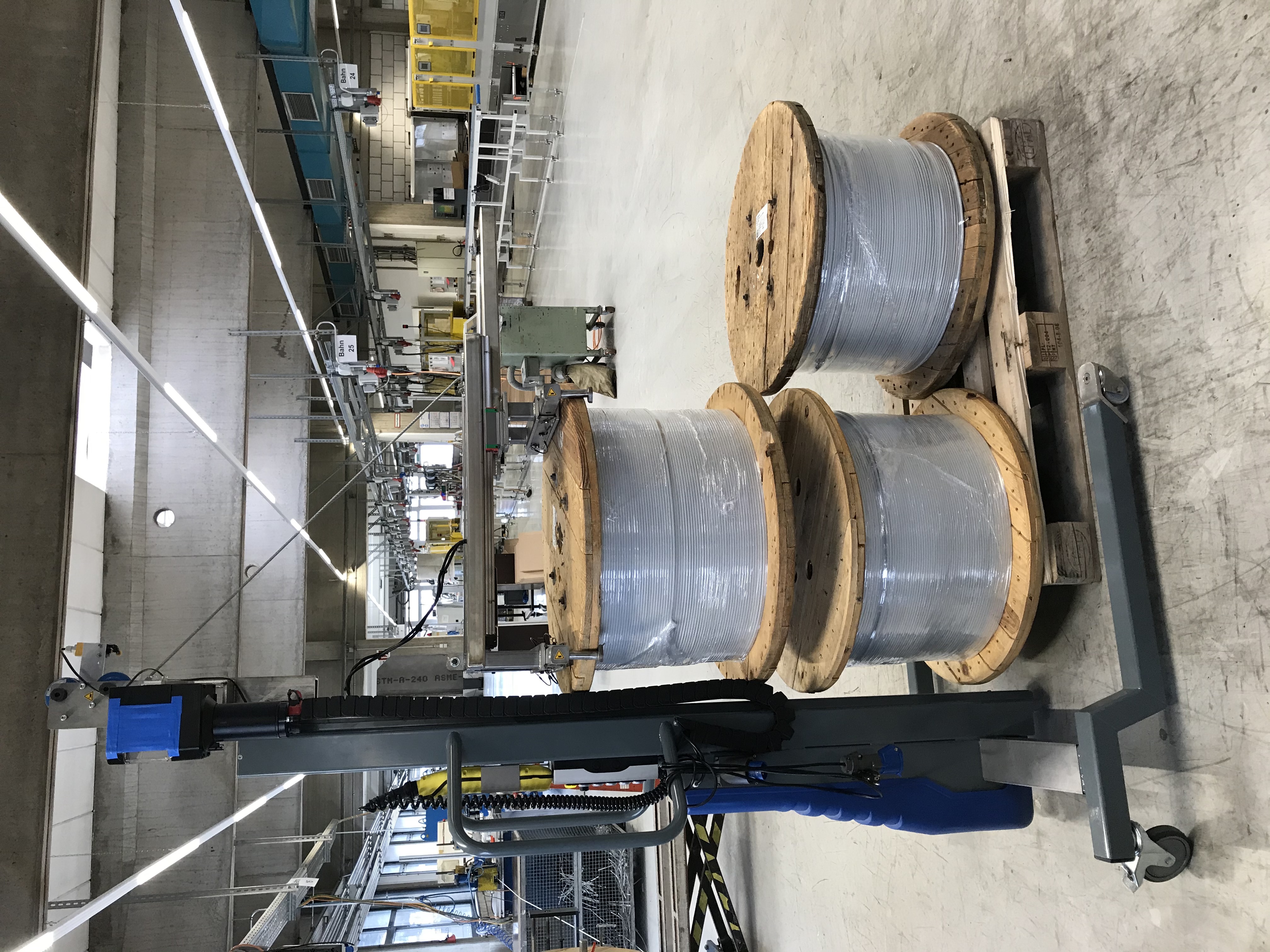 Pick up rolls, coils and cable drums safely